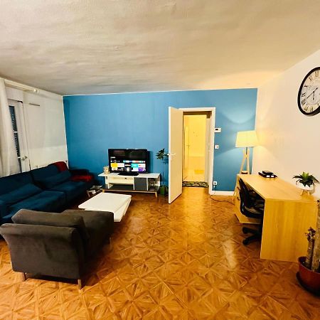דירות סנליס Stylish Unit In The Center Of Senlis מראה חיצוני תמונה